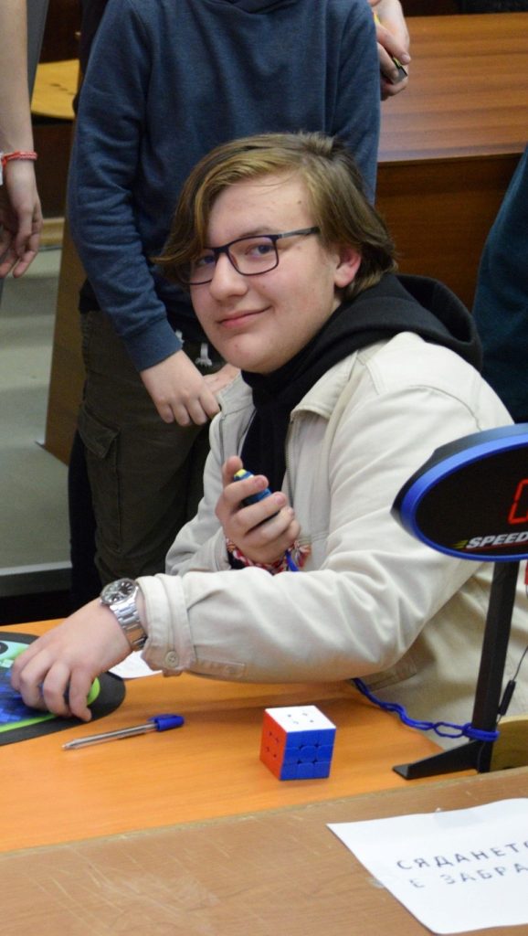 Виктор от 79. СУ „Индира Ганди“