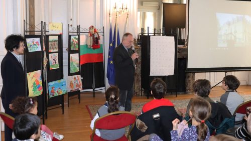 Будителите в българското училище „Иван Вазов“ в Париж, Франция