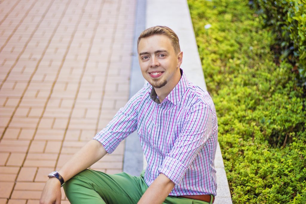 Алекс Ненов - автор на книгата - Стартирай онлайн бизнес за 24 часа с Jump.BG