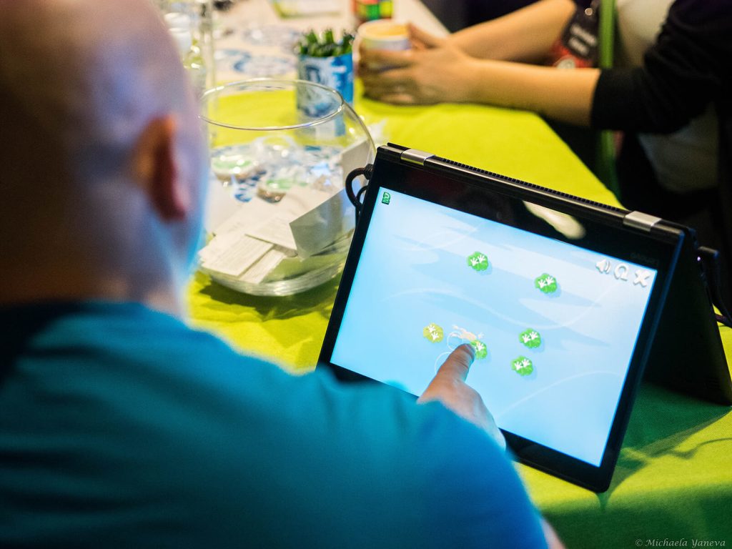 Интерактивна игра на щанда на Jump.BG по време на WordCamp Sofia 2018